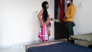 Indian delhi College lady seduce Lucky Delivery Boy to get the reward in hotel