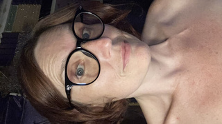Outtake of fannying around whilst under the weather and getting ready to have a vagina play