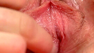 Horny Teenie Dakota Puts on a Cunt Show and Climax Hard