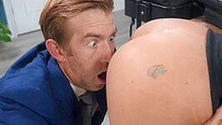Fucking Her Principal With Danny D, Geishakyd - Brazzers