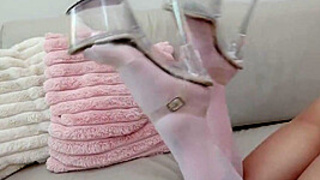 Brasilian pornstar Sereia Ninfo getting rammed by four humongous dicks