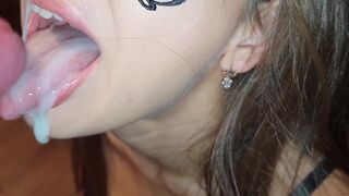 Amazing slobbering bj from alluring mom with deep throat and eating jizz