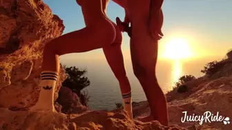 Nailed my Perfect Gf by a Cliff and I Spunk inside Her, she Loved it