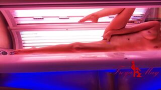 Solarium Undressing, Oiling my Body and Playnig with my Cunt