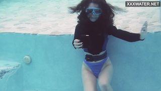 Watch Emi Serene Jizz Underwater