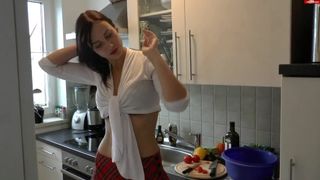 Young German Girl Fuck in the Kitchen